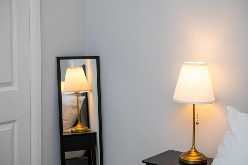 Modern Apartment Off-Road Parking-Twin Room Suite 4 นอตติงแฮม ภายนอก รูปภาพ